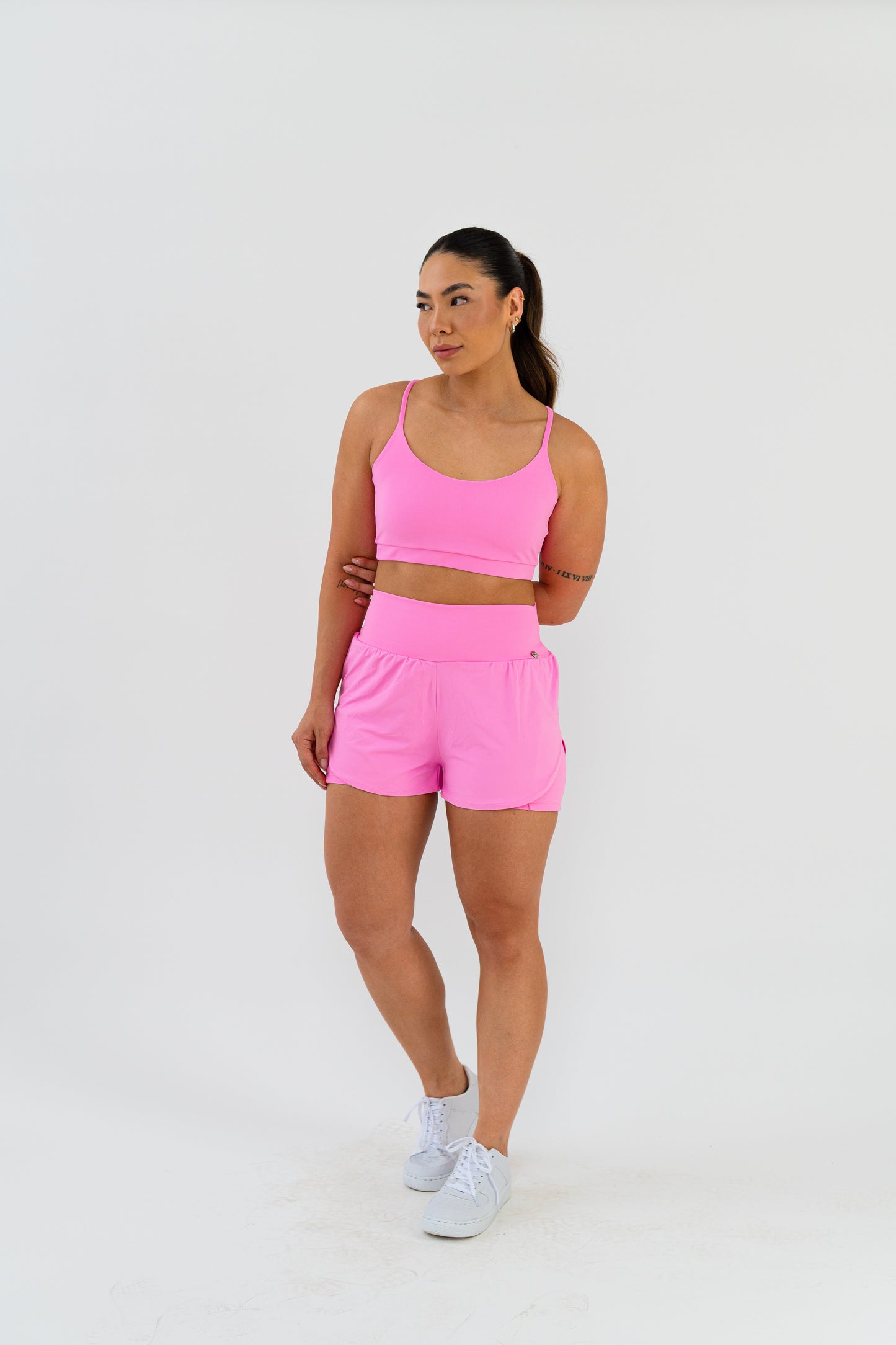 Shorts Movimento Duplo com Bolsos Internos