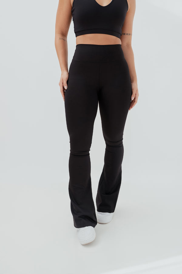 Calça Flare Versa Poliamida com Cós Alto