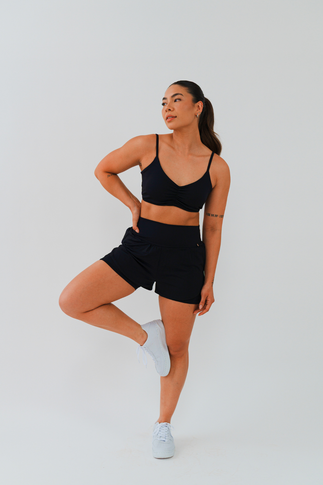 Shorts Movimento Duplo com Bolsos Internos