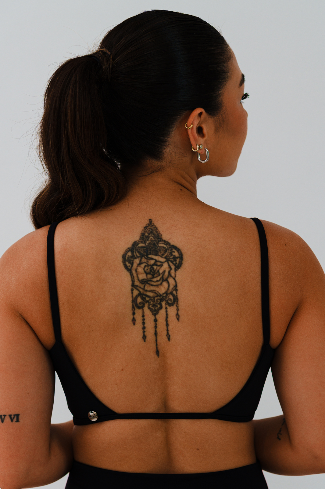 Top Essência Poliamida Costas Aberta com Bojo Removível