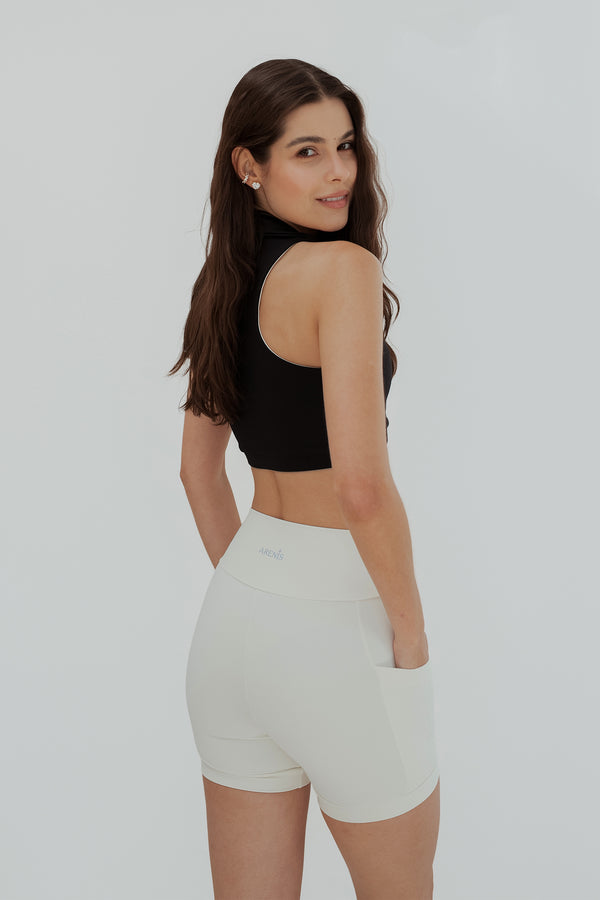 Shorts Versa Justo Poliamida com Bolsos
