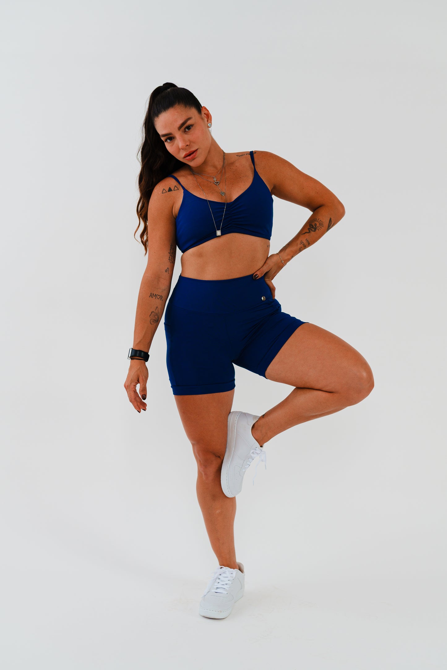 Shorts Inspiração Justo com Bolsos